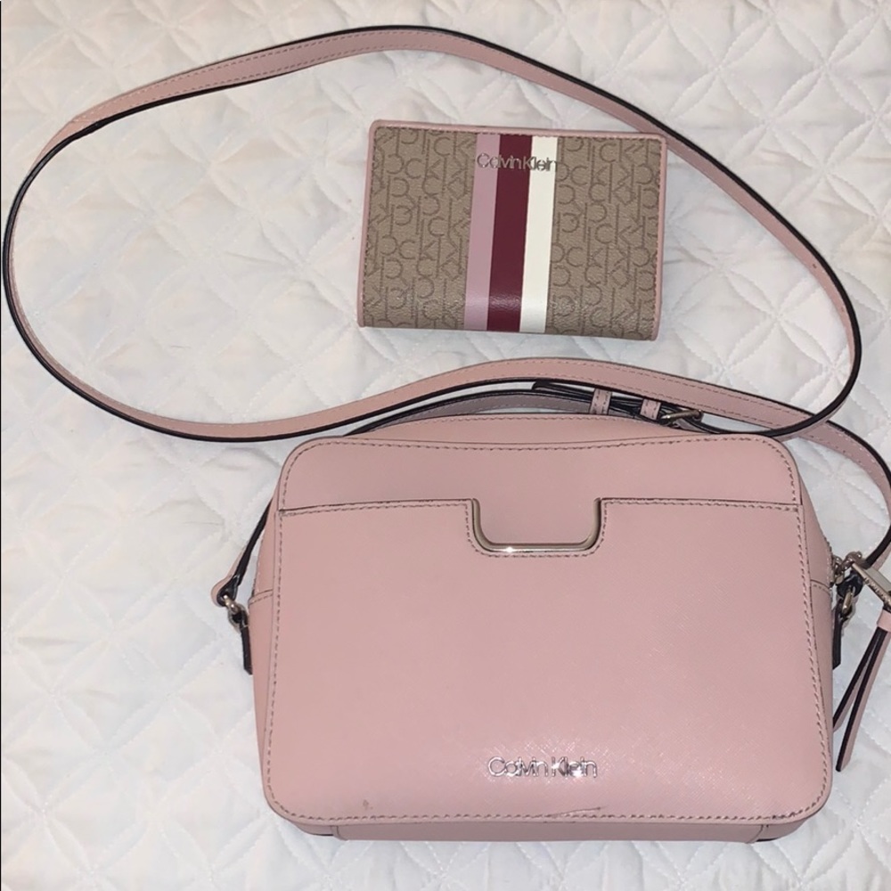 Purse and wallet
